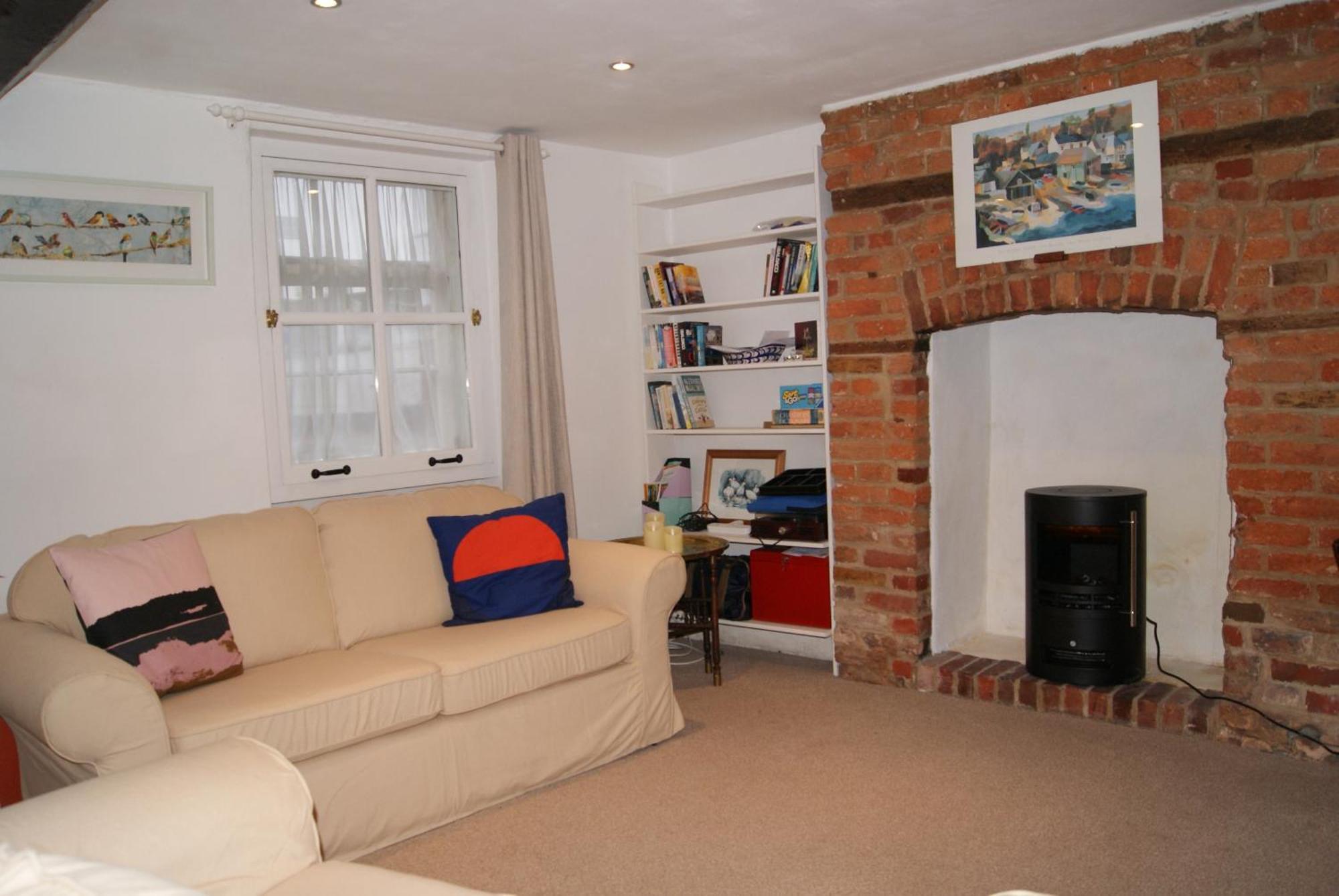 Frog Palace - Secure Parking-Outside Area-Topsham-Exeter-Beach-Chiefs-Wifi Room photo